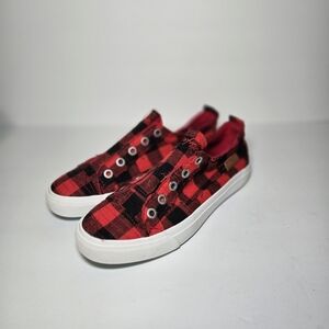 Blowfish Malibu Red and Black Plaid Slip-On 8.5 Womens Sneakers